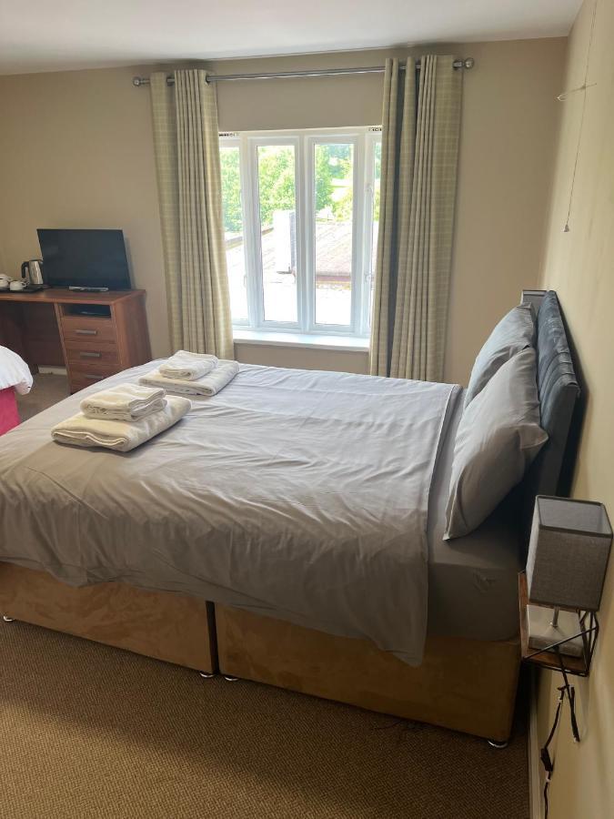 تينبوري Cadmore Lodge Bed & Breakfast المظهر الخارجي الصورة